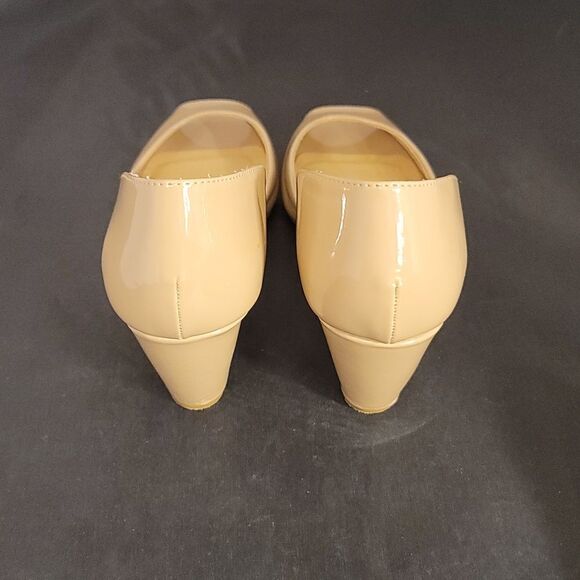 CL BY LAUNDRY PEEP TOE D'ORSAY WEDGE SANDAL - Picture 13 of 15